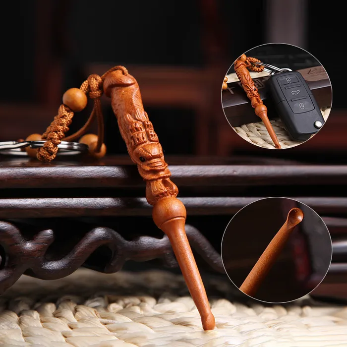 Móc khóa gỗ khắc hình rồng kèm ráy tai tiện dụng