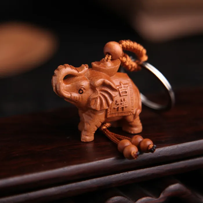 Móc khóa gỗ phong thủy hình voi