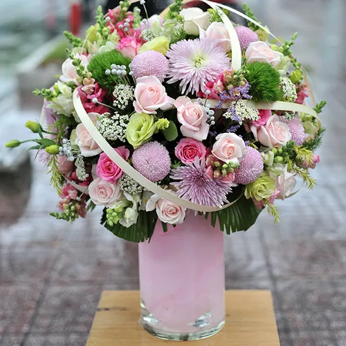 Bình Hoa Tặng Chúc Mừng 25