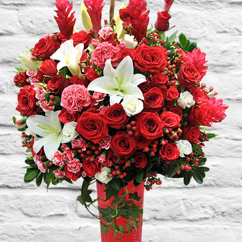 Bình Hoa Tặng Chúc Mừng 28