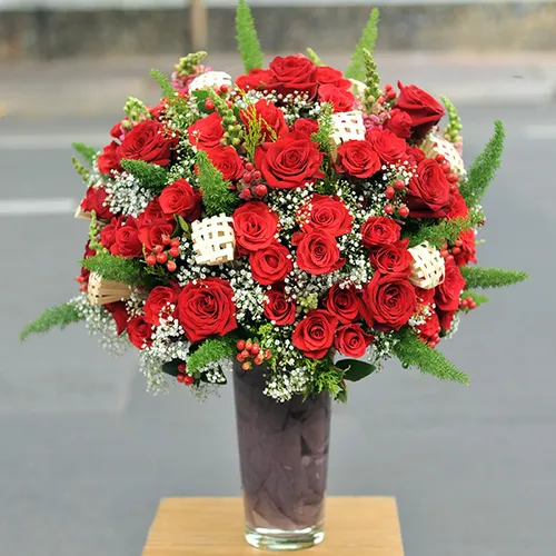 Bình Hoa Tặng Chúc Mừng 35