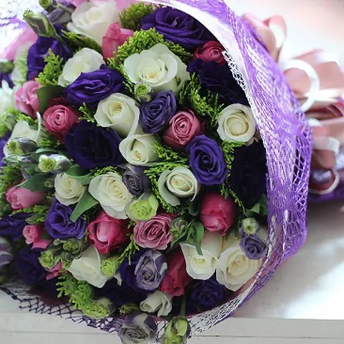 Bó Hoa Tặng Chúc Mừng 38