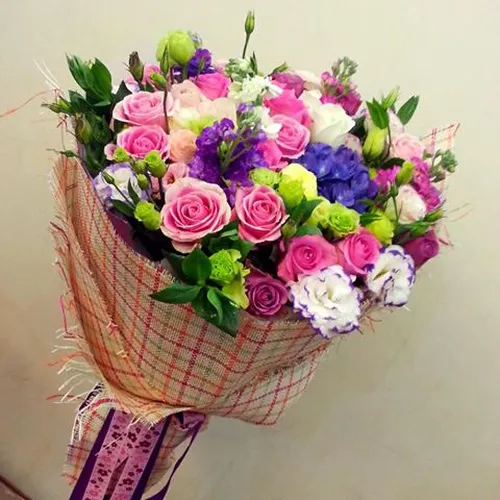 Bó Hoa Tặng Đại Biểu 16