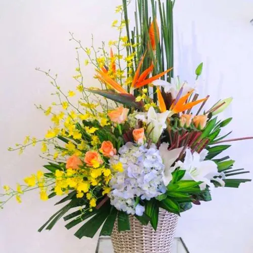 Giỏ Tặng Hoa Chúc Mừng 07