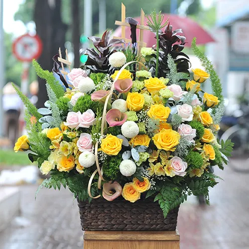 Giỏ Tặng Hoa Chúc Mừng 40