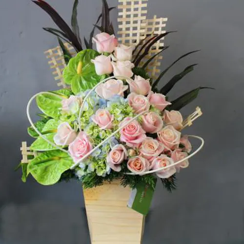 Hộp Hoa Tươi Chúc Mừng 21