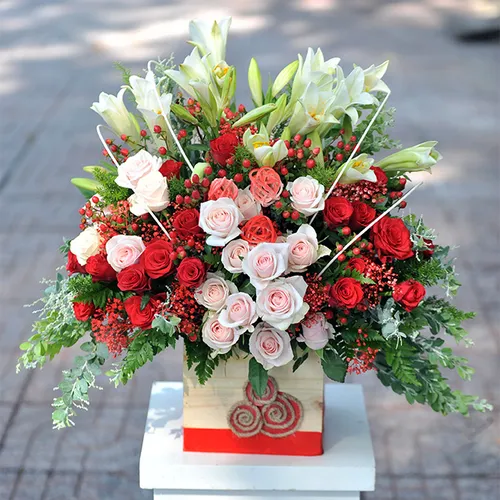 Hộp Hoa Tươi Chúc Mừng 31