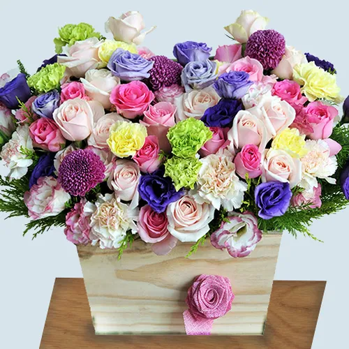 Hộp Hoa Tươi Chúc Mừng 32