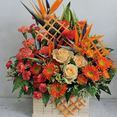 Hộp Hoa Tươi Chúc Mừng 36