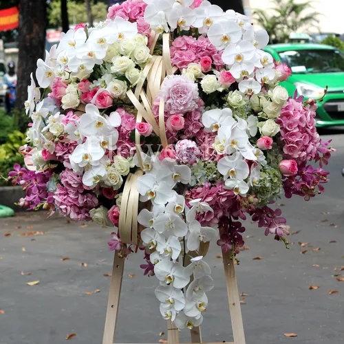 Kệ Hoa Tươi Chúc Mừng 15