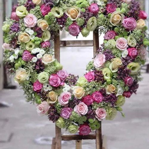 Kệ Hoa Tươi Chúc Mừng 16