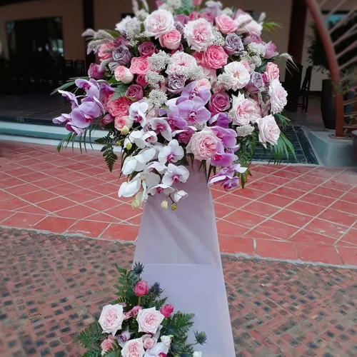 Kệ Hoa Tươi Chúc Mừng 33