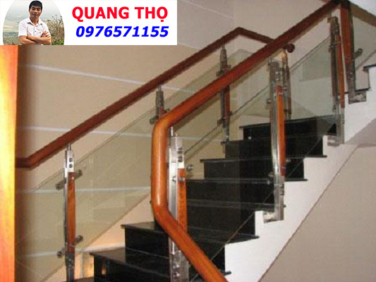 Lan Can Kính Tay Vịn Gỗ Bình Dương - 2 Lan Can Kính Tay Vịn Gỗ Bình Dương - 2