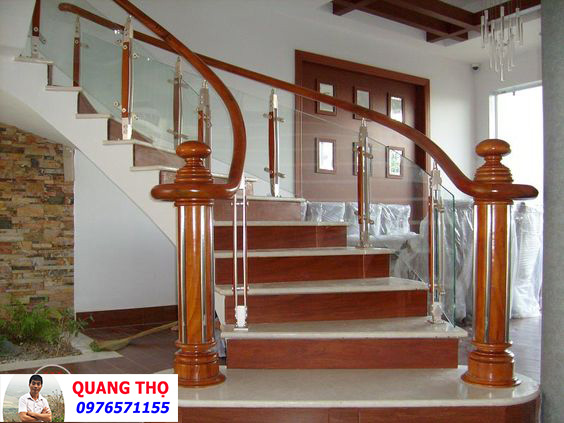 Mẫu Lan Can Kính Tay Vịn Gỗ - 4 Mẫu Lan Can Kính Tay Vịn Gỗ - 4