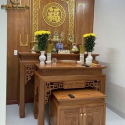 Phòng thờ đẹp hiện đại gỗ gõ đỏ Nam Phi cho nhà phố