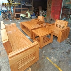 Mua bàn ghế gỗ gõ đỏ tại Bình Dương: Đẹp chuẩn vân