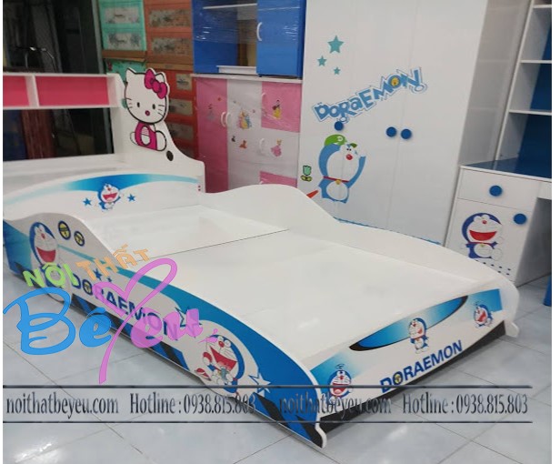 Giuong ngu tre em hinh oto ket hop Doremon 1