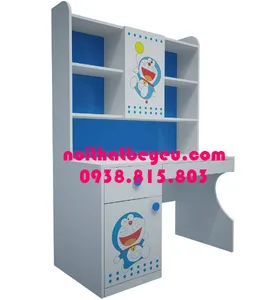 Bàn Học Trẻ Em Có giá sách Doremon