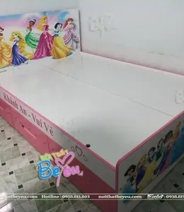 Giường ngủ cho bé gái công chúa