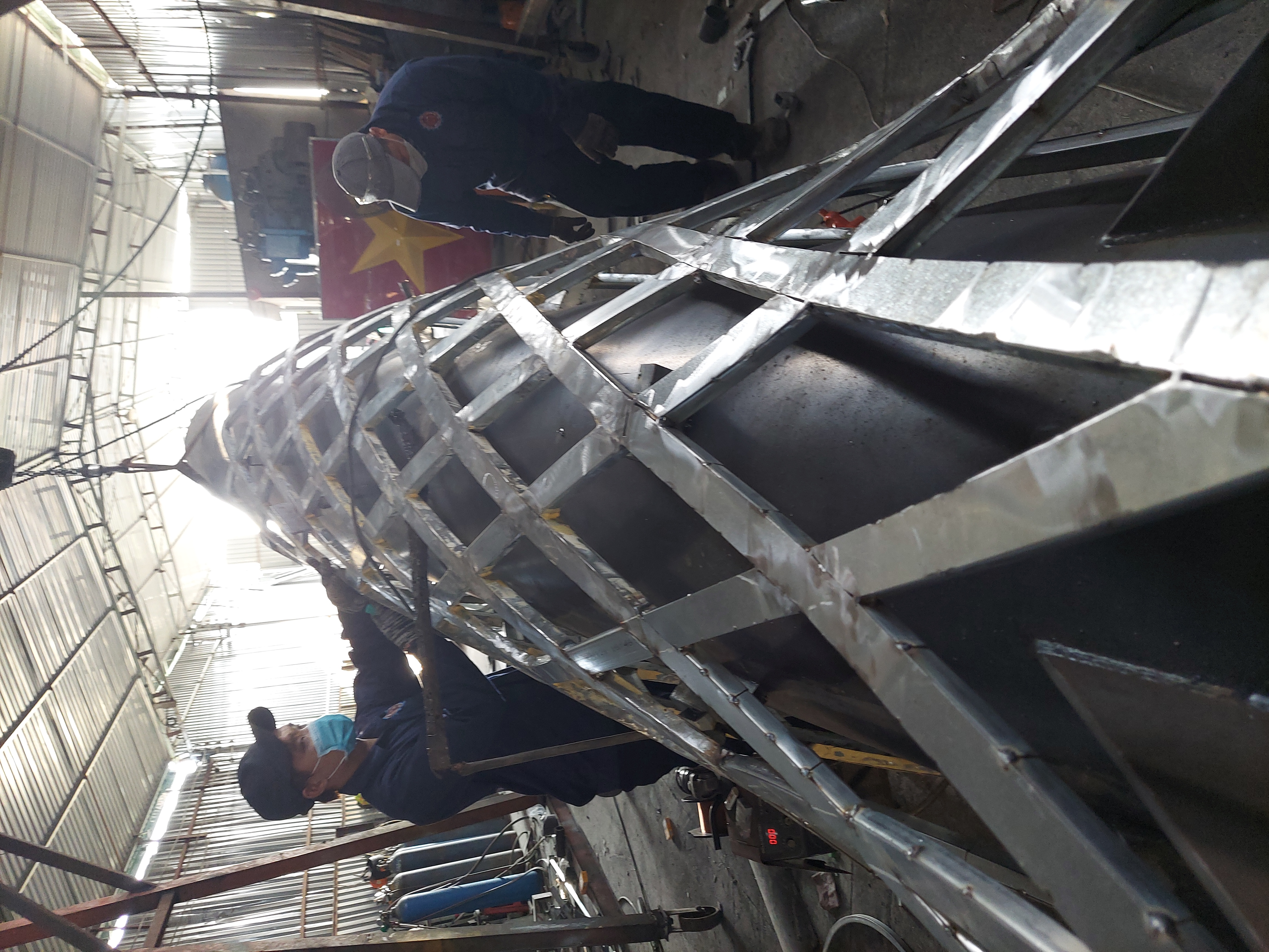 thân trụ biểu tượng