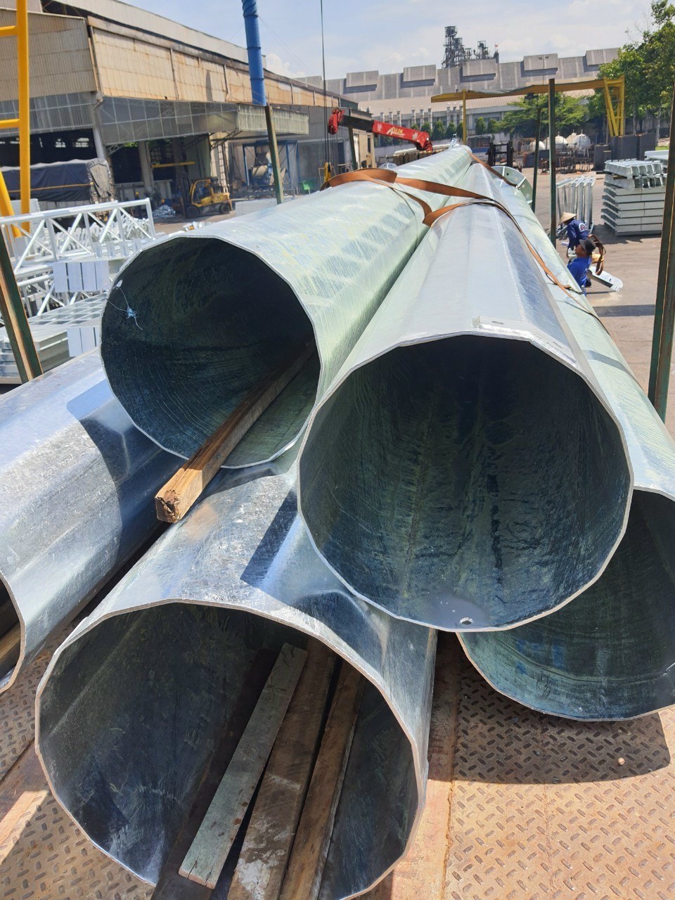 trụ đa giác mạ nhúng kẽm nóng trụ đa giác mạ nhúng kẽm nóng