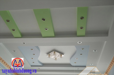 Mẫu trần thạch cao phòng khách 20