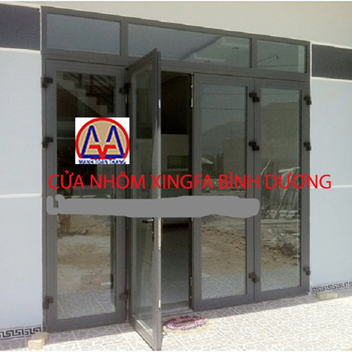 Cửa đi 4 cánh 05 mở quay nhôm xingfa Bình Dương