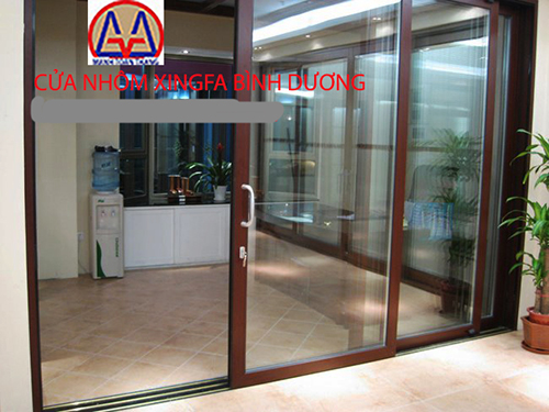 Cửa đi 4 cánh 02 mở quay nhôm xingfa Bình Dương
