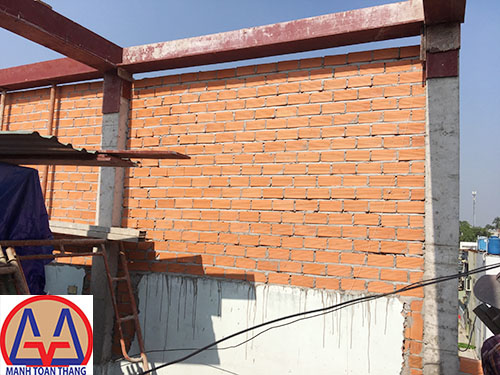 Xây tường mới lên tường cũ