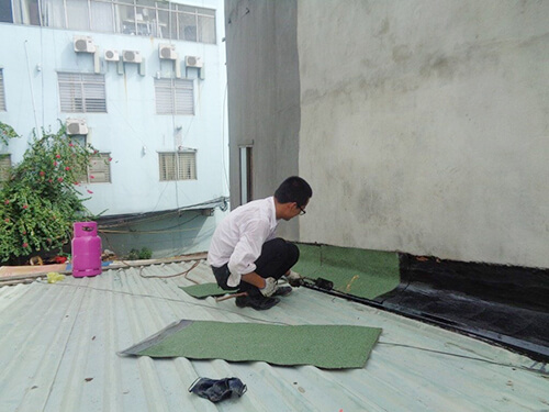 Chống thấm với nhà bên