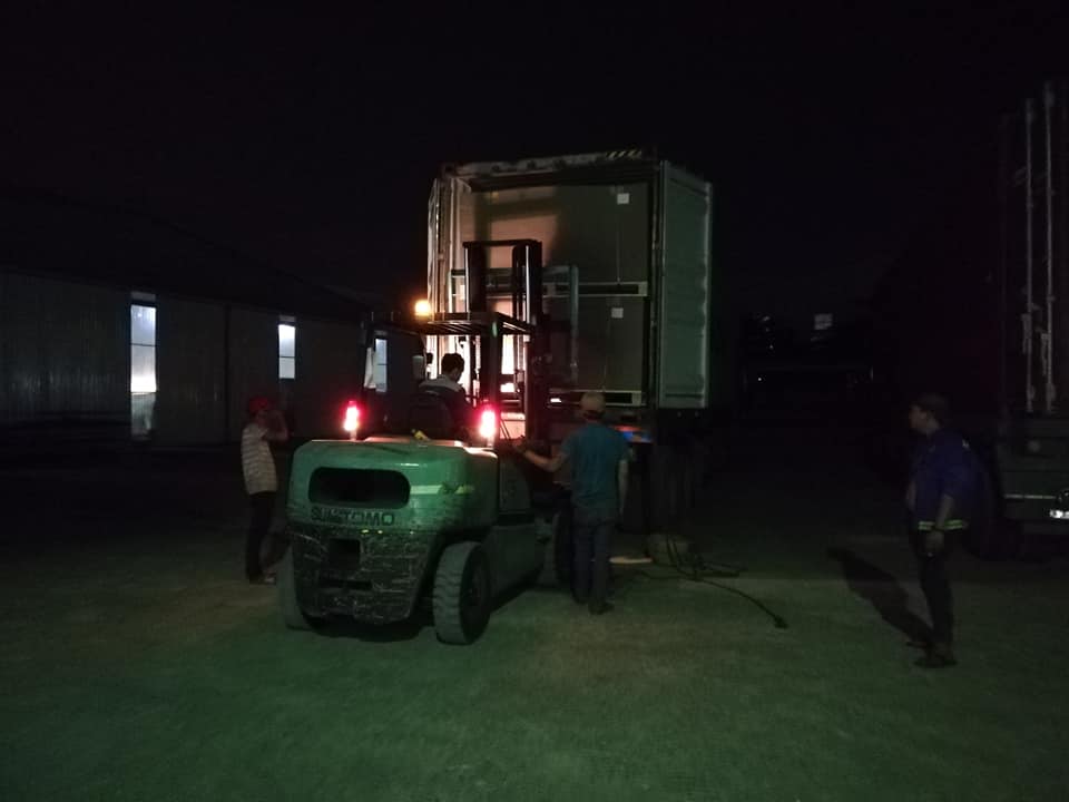 dich-vu-rit-container-van-ep-binh-duong