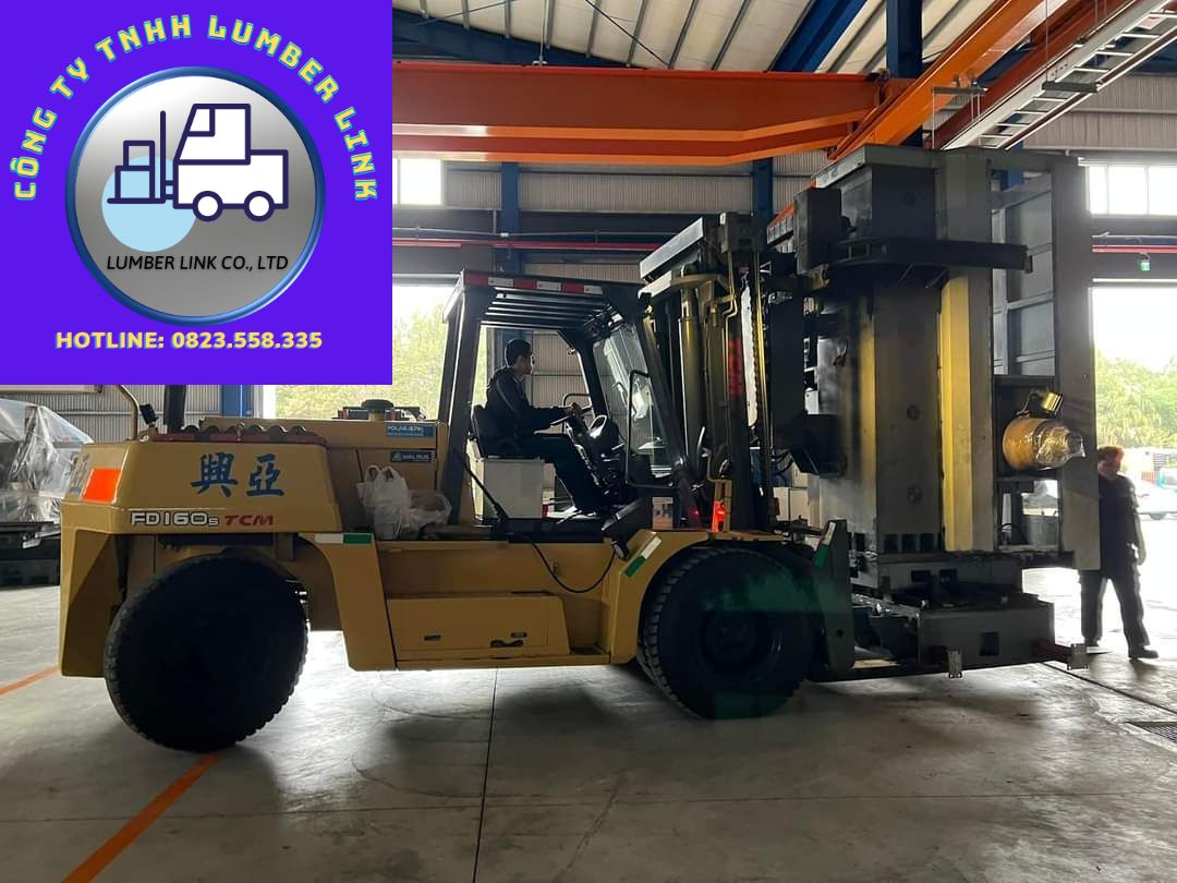 dich-vu-cau-nang-ha-may-moc-tai-vsip-4-binh-duong