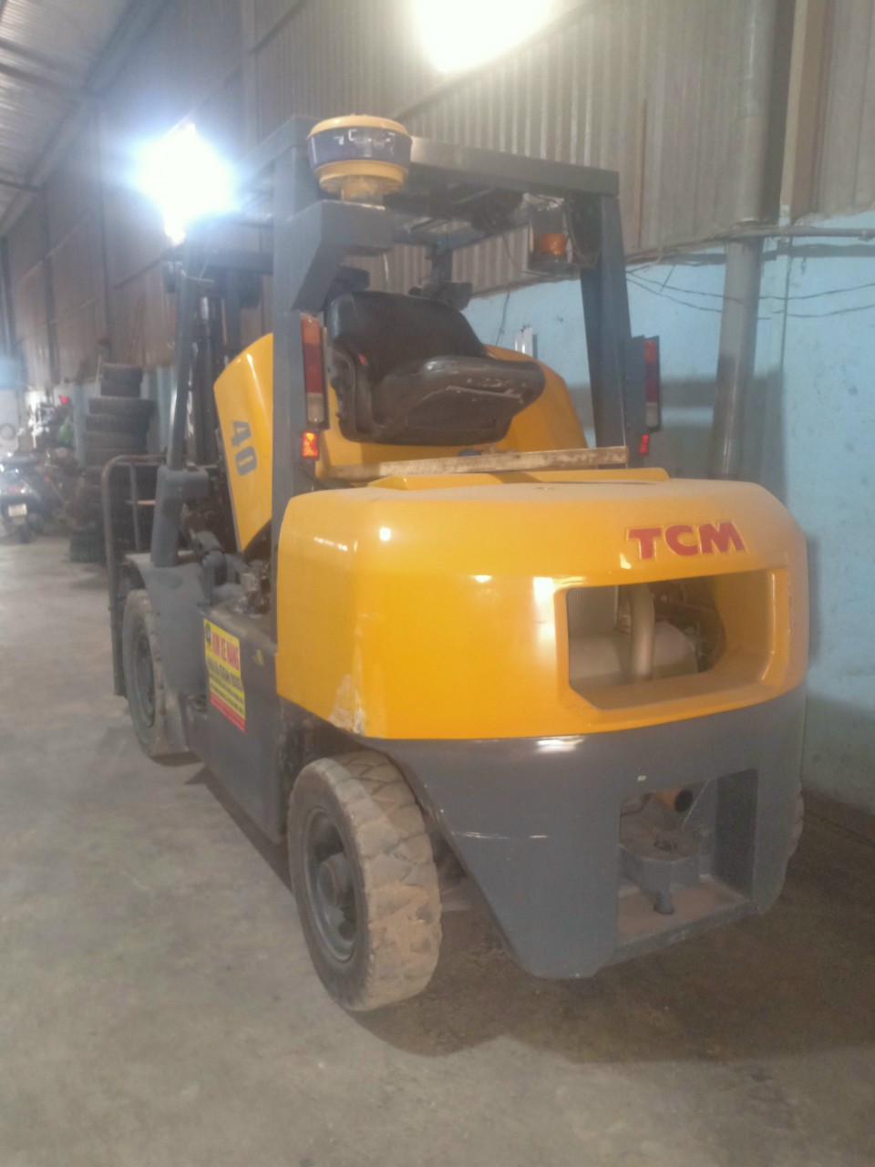 cho-thue-xe-nang-4-tan-tai-binh-duong