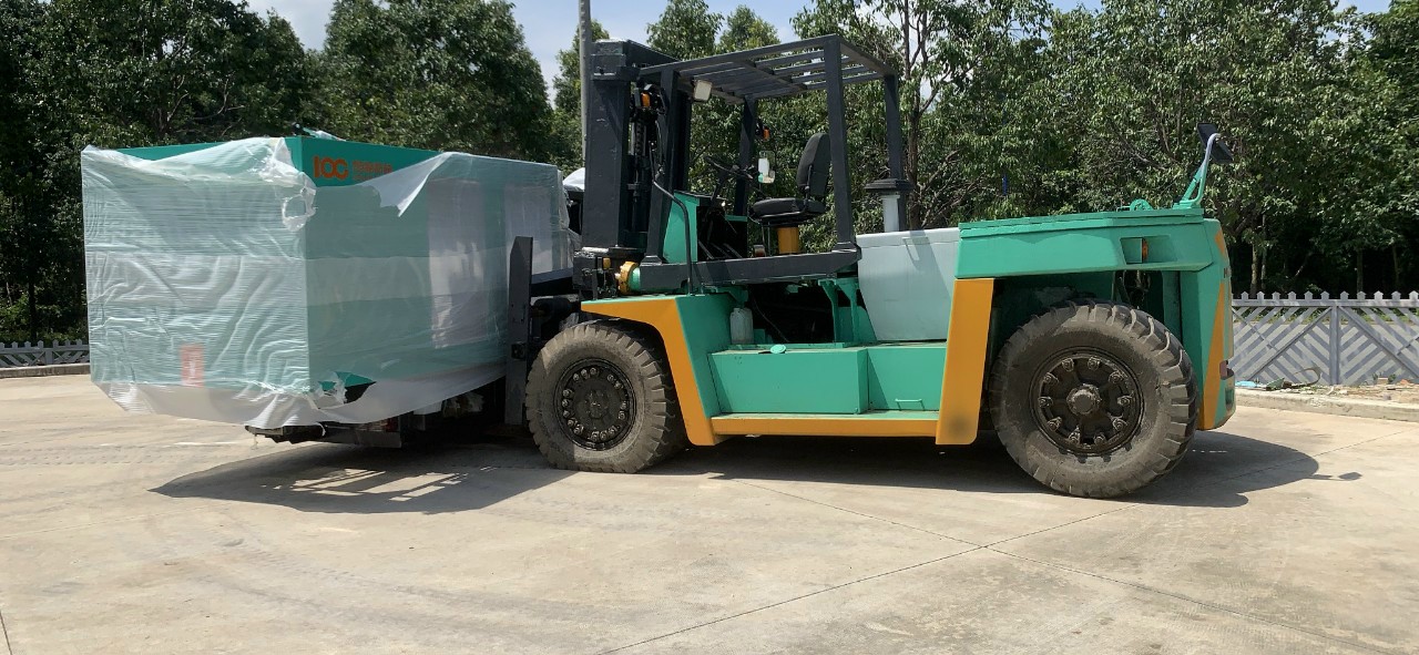 rut-may-moc-tu-container-bang-xe-nang-tai-phu-chanh-binh-duong