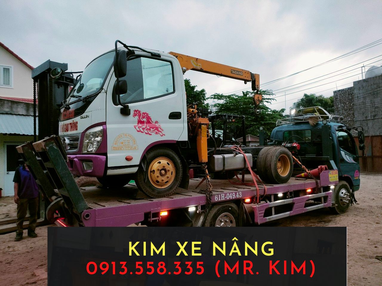 dich-vu-xe-nang-cau-may-moc-thiet-bi-tai-tan-uyen-binh-duong