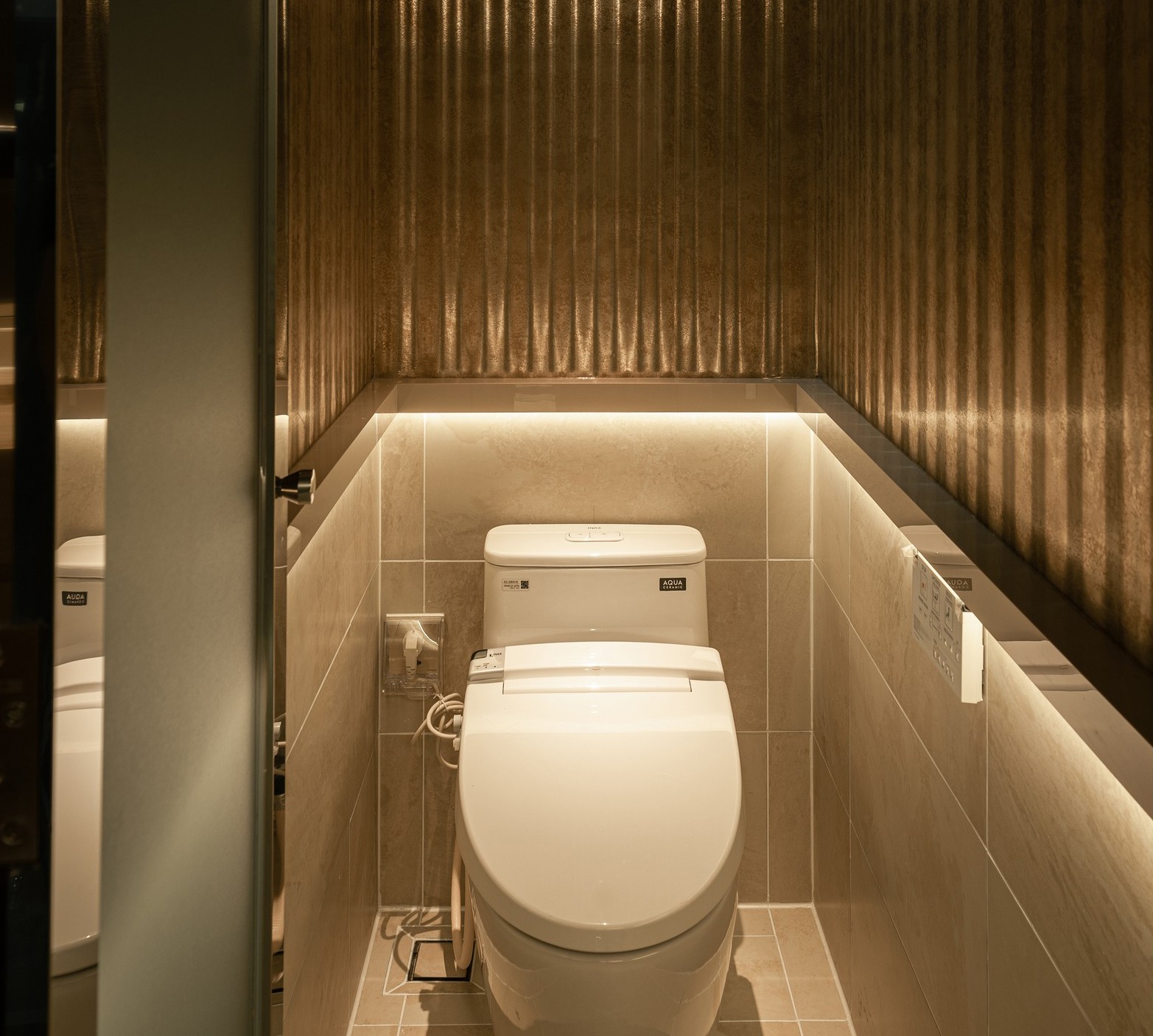 bồn cầu inax 1 khối bồn cầu inax 1 khối