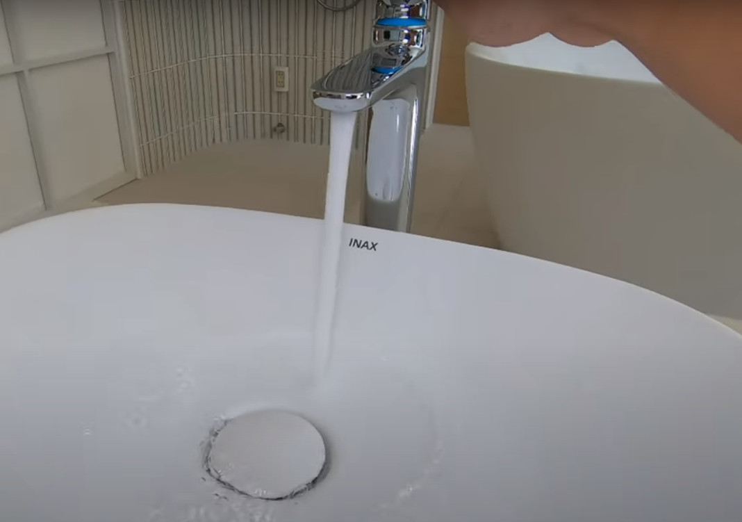 vòi lavabo nóng lạnh inax vòi lavabo nóng lạnh inax