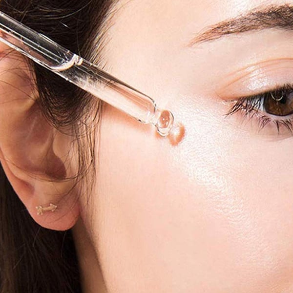 Serum trị mụn đầu đen: Bí quyết cho làn da sạch mụn