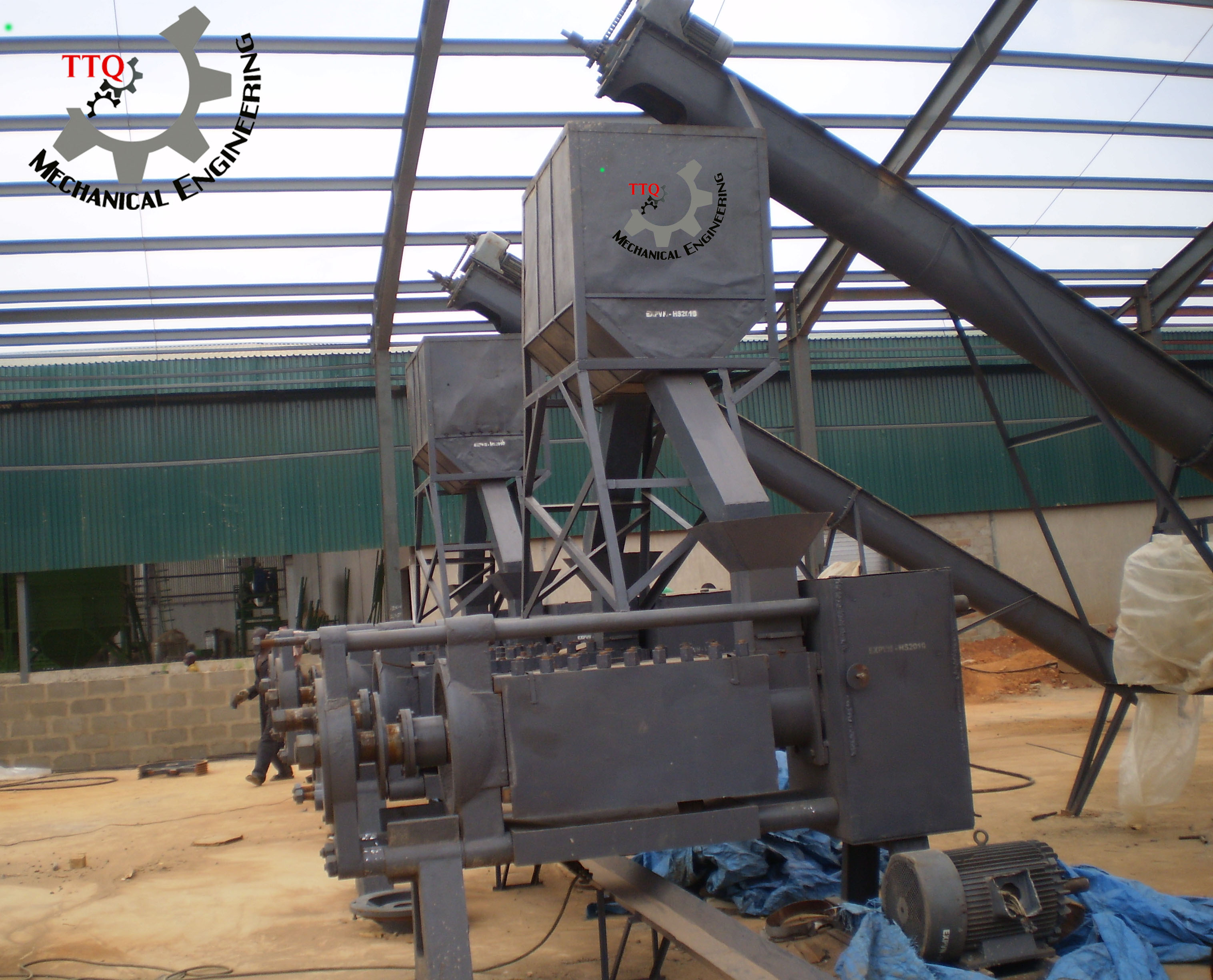 Cashew nut shell oil processing machine