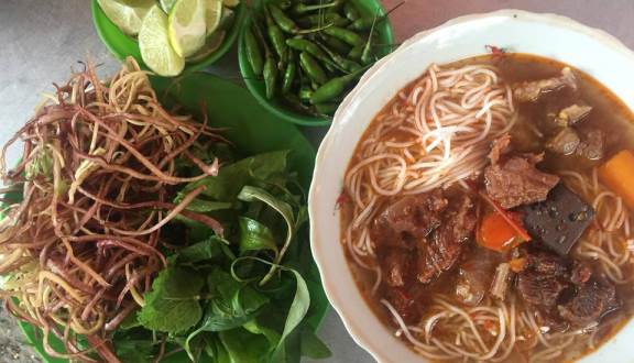 TOP 20 MÓN ĂN NGON Ở MŨI NÉ PHAN THIẾT ĐỊA CHỈ CHÍNH XÁC NHẤT