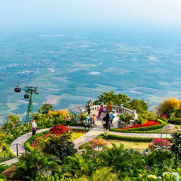 Ho Chi Minh City To Tay Ninh 1 Day Trip (3-5 Guests)