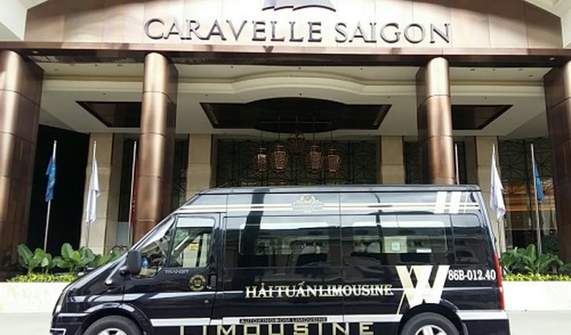 Limousine Ho Chi Minh To Can Tho 9 Seater