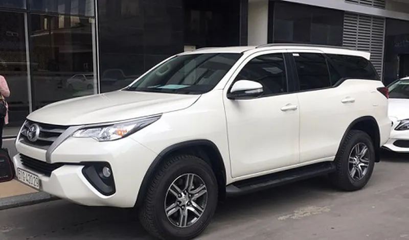 Thuê Xe 7 Chỗ Cần Thơ Đi Sài Gòn (Form Rộng)