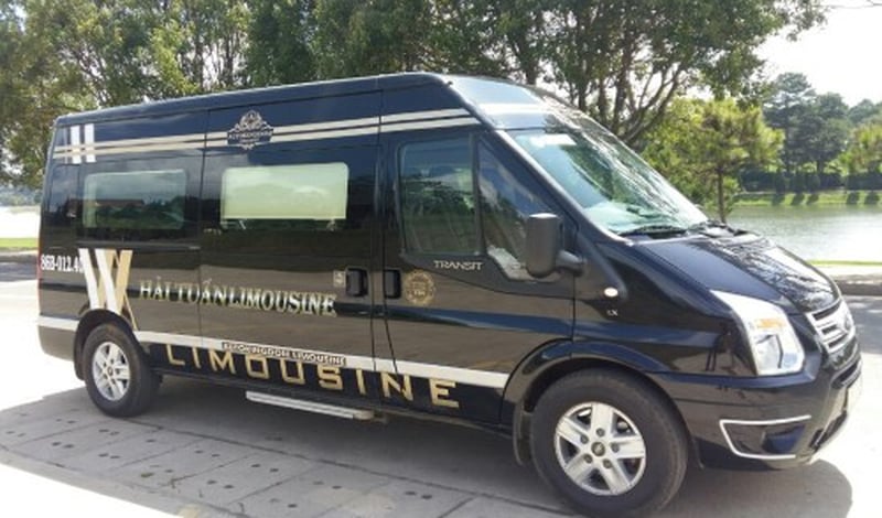 Limousine Can Tho To Ho Chi Minh 9 Seater