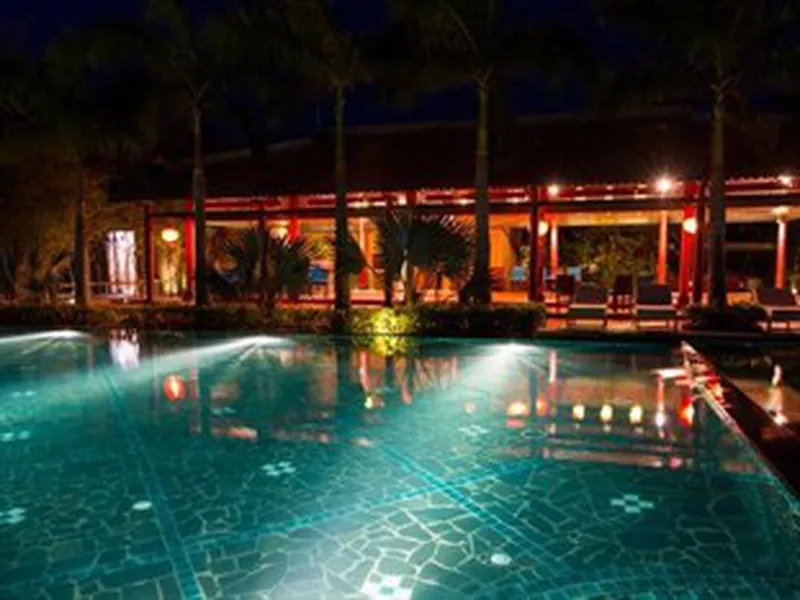 Full Moon Village Resort