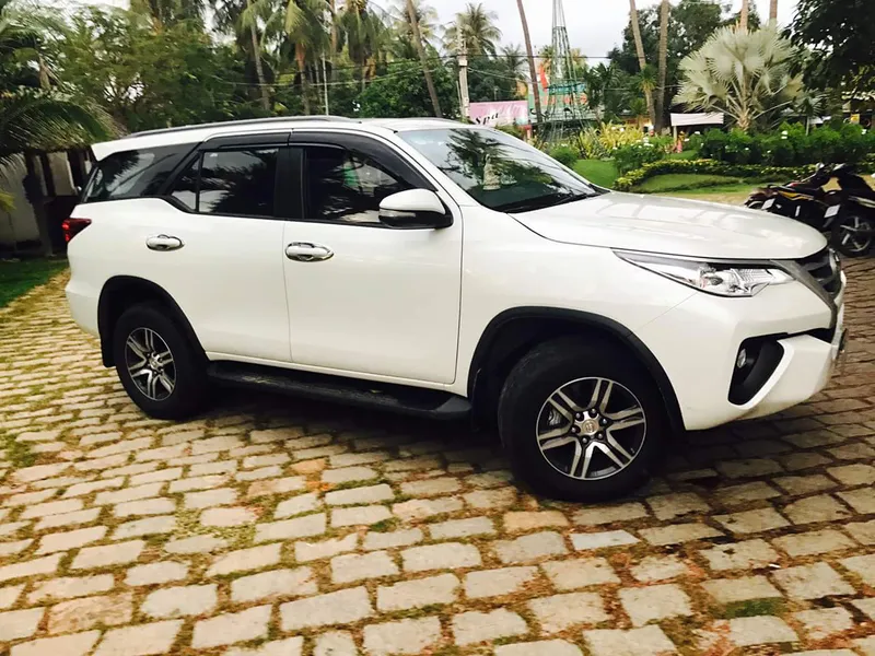 Thuê Xe 7 Chỗ TPHCM