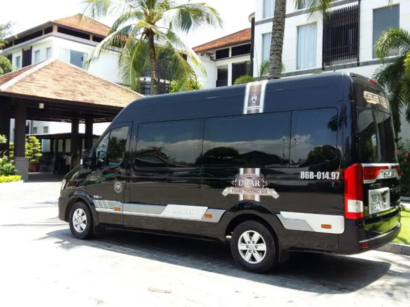 Thuê Xe Limousine 9 Chỗ TPHCM ĐI Mũi Né