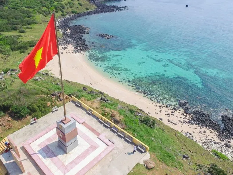 Tour Du Lịch Đảo Phú Quý Bình Thuận 3 Ngày 3 Đêm Từ TPHCM