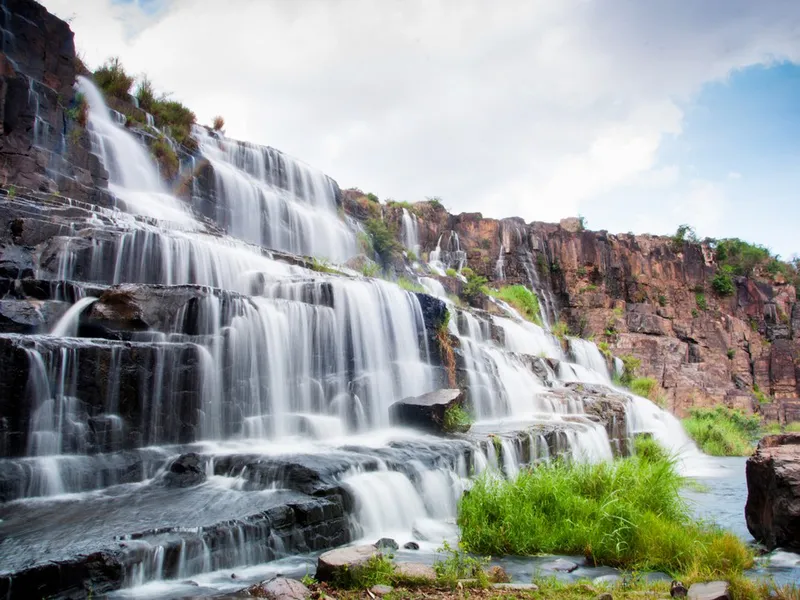 Day Trip Mui Ne To Dalat By Limousine