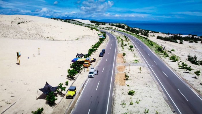 RENT A JEEP FOR MUI NE SAND DUNES TOUR | DISCOVER BAU TRANG - PINK SAND DUNES | REPUTABLE - GOOD PRICE